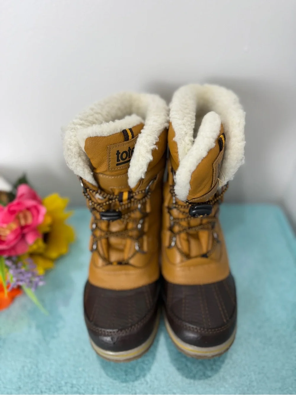 totes Kids Tan and Dark Brown Shearling-Lined Winter Boots
